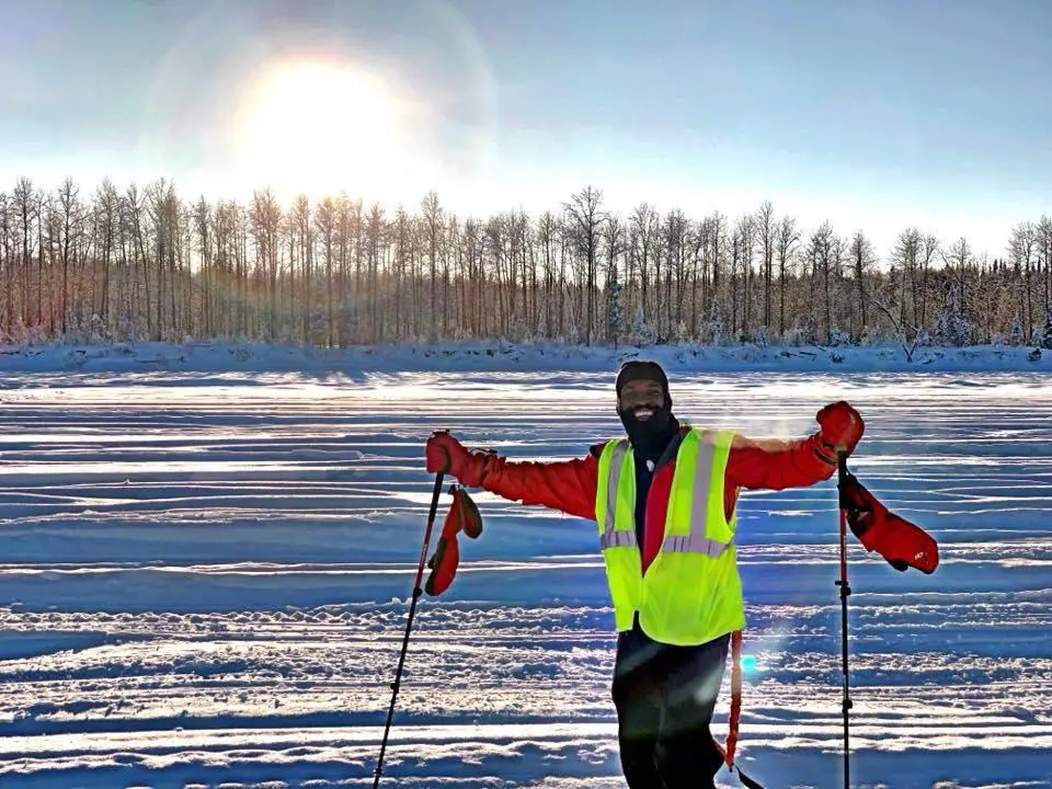 Jaba-04 Man cross-country skiing in snow